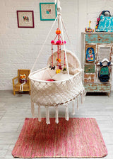 Moisés Colgante Tejido