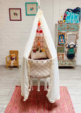 Moisés Colgante Tejido